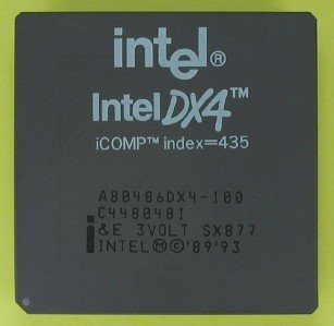 Intel CPUインテル486dx4 100mhz。